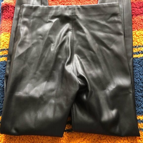 ZARA Black Faux-Leather Pants - Picture 9 of 9
